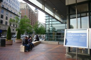 P1100804 Newseum (RB)